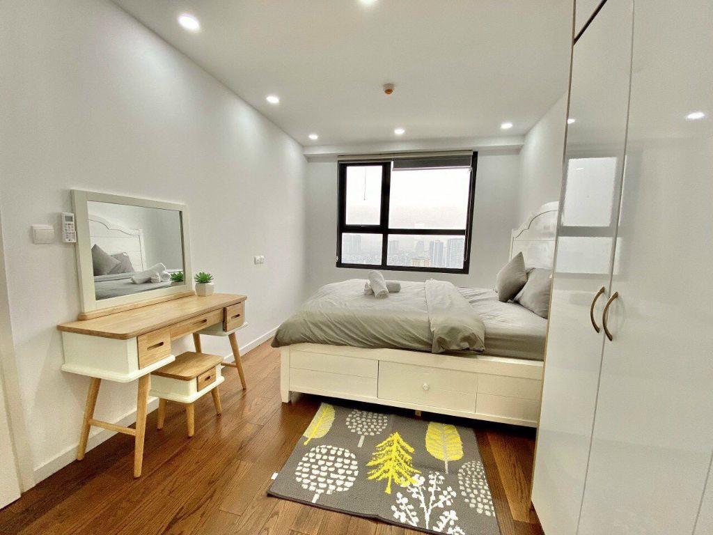 THIỆN CHÍ để giá cực tốt cho căn 3 ngủ C3 95m2 tại Vinhomes D'capitale [12.x tỷ]