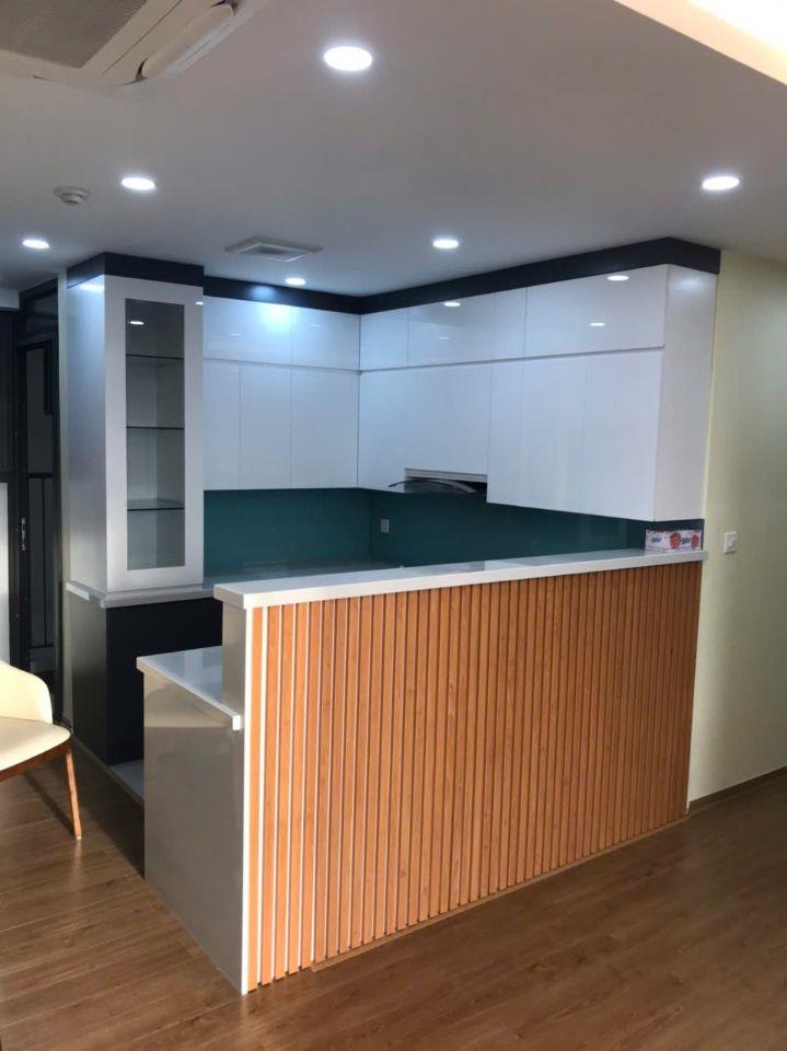 GĐ thiện chí bán căn 3 ngủ 95m2 view hồ, giá trao đổi tại tòa C3 Vinhomes D'capitale