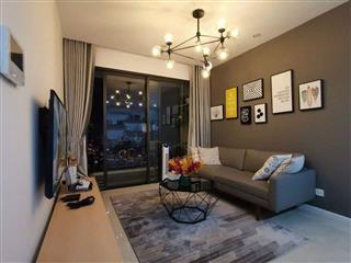 Vinhomes D'capitale bán căn 2PN C3: DT 74m2, full đồ, tầng trung VIEW HỒ giá 9.x tỷ