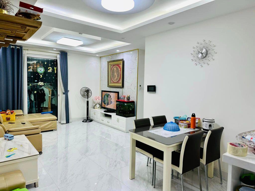  Siêu Hot !! Bán gấp CH SEASONS AVENUE - 3PN, dt 100m2 tầng trung/ có slot ô tô/ 9 tỷ