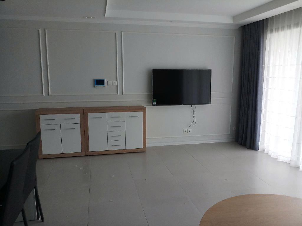 Vinhomes D'capitale - cực phẩm tòa C3 - Trục căn 3PN 'Hoa hậu'  110m2 tầng trung view Hồ