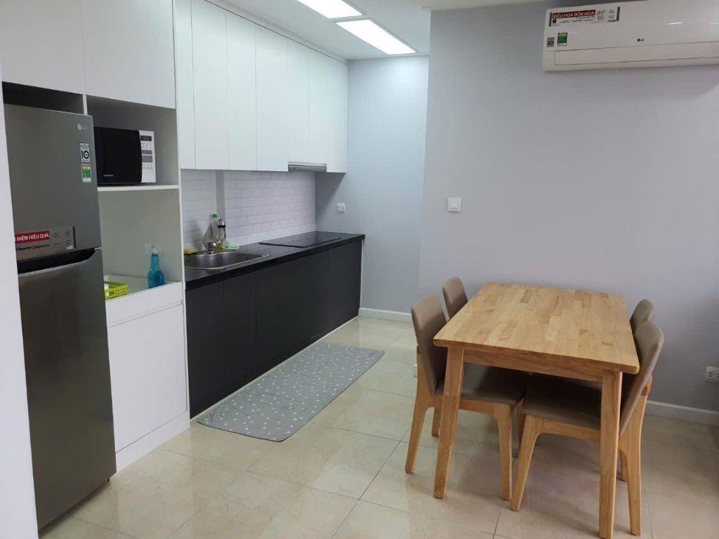 Chính chủ bán căn hộ Vinhomes D'capitale, giá thỏa thuận, 83m2, đầy đủ nội thất 