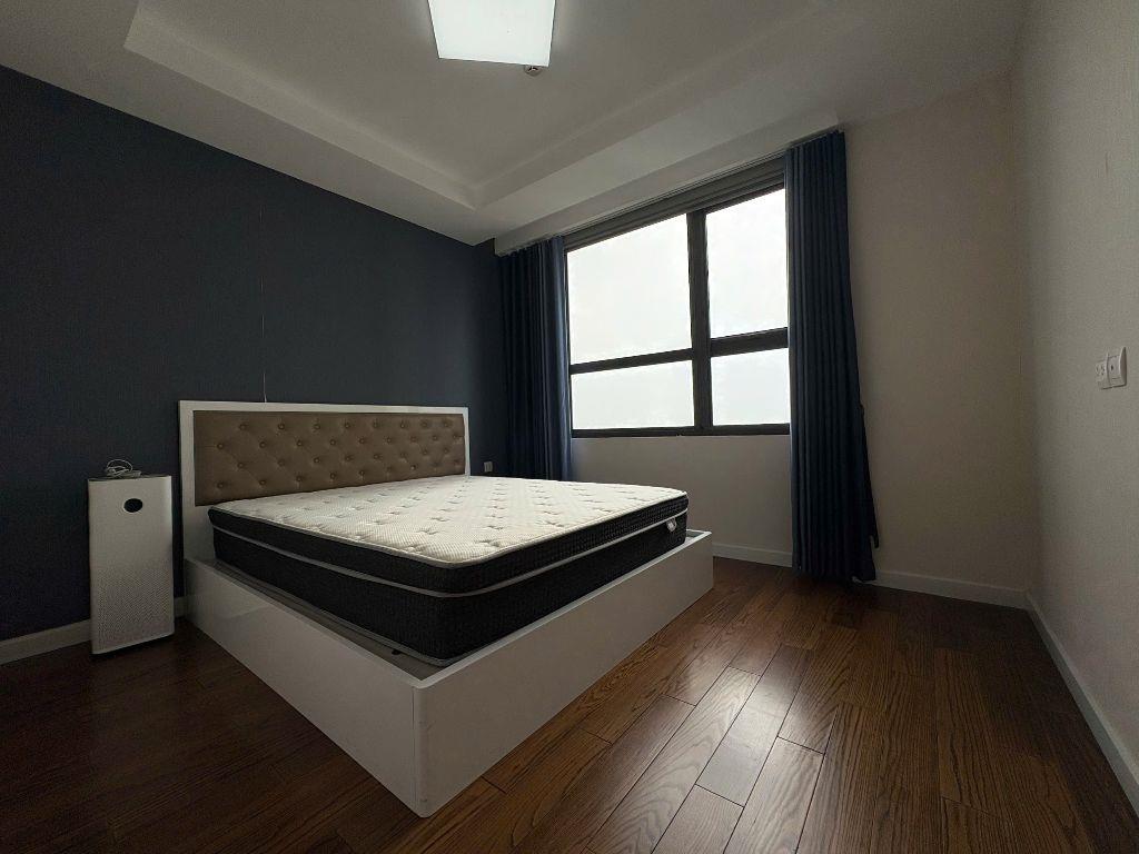  Giá đẹp tại Vinhomes D'Capitale - 3PN 110m - tòa C3 bc Đông Nam view hồ