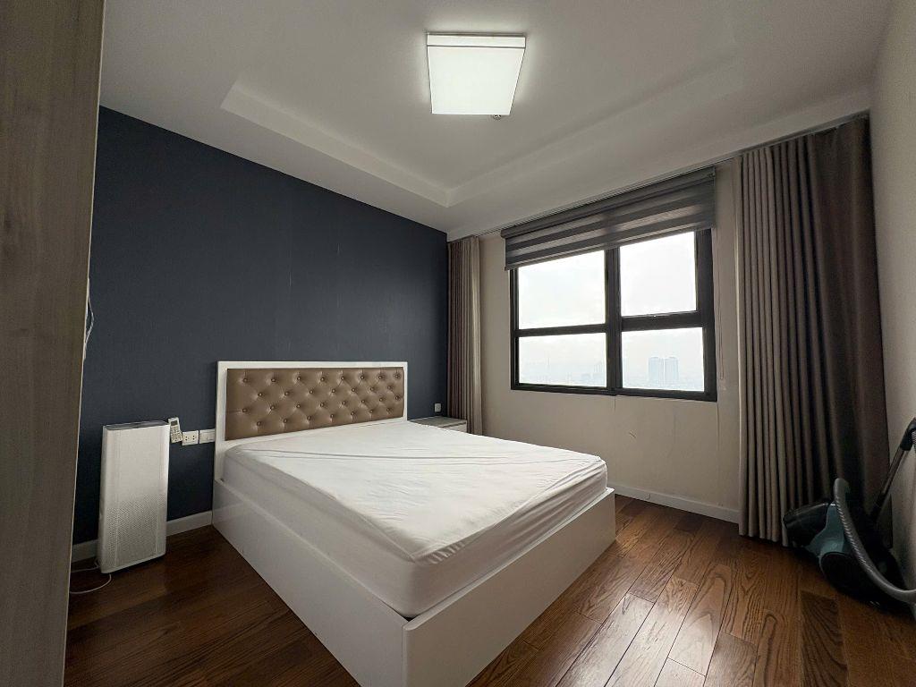  Giá đẹp tại Vinhomes D'Capitale - 3PN 110m - tòa C3 bc Đông Nam view hồ