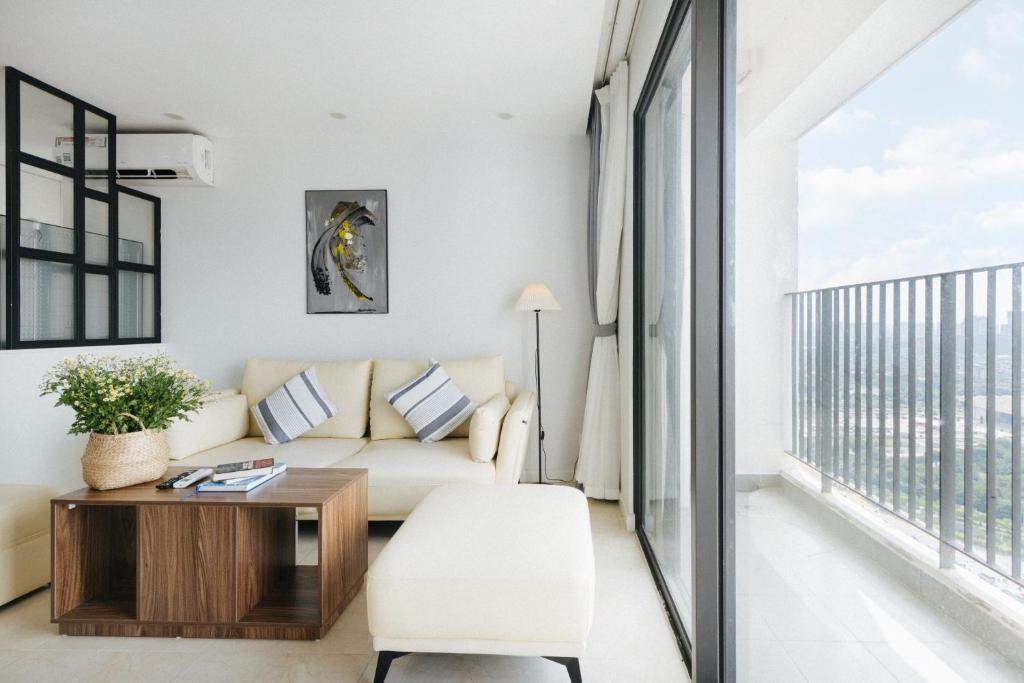 VINHOMES D'CAPITALE cần bán căn 2Pn view hồ 72m2 - chốt chỉ nhỉnh 8 tỷ