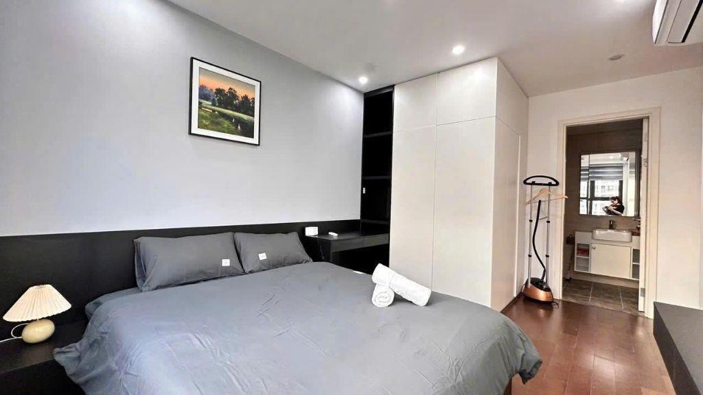 Vinhomes Trần Duy Hưng - Trục 2PN 88m2 'hoa hậu' bc ĐN, view hồ Thanh Xuân, giá 10 tỷ