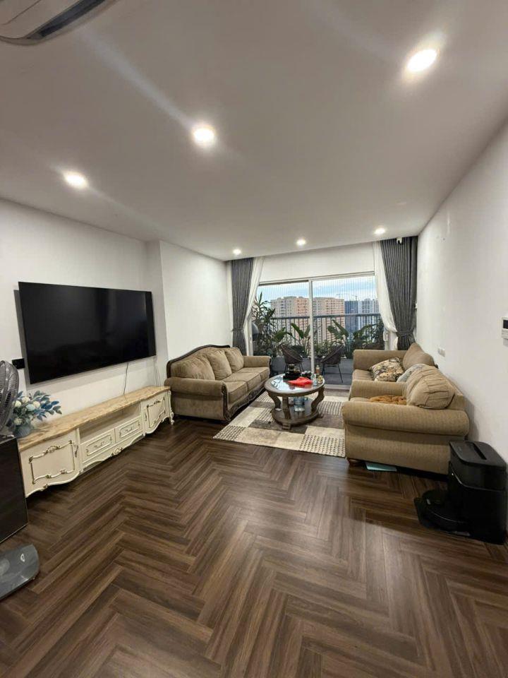 Bán căn 3 ngủ 103m2 tầng trung view Tố hữu cần bán SỚM tại Ecolife Capitol A2, SHLD 8.x tỷ