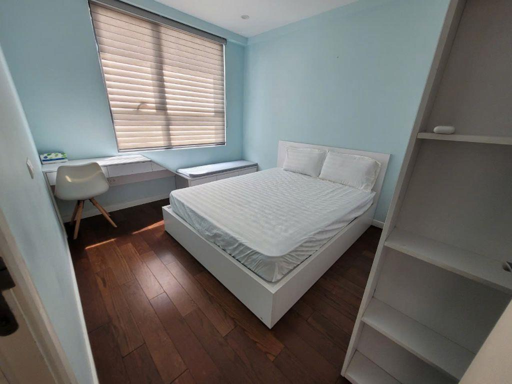  CHÍNH CHỦ gửi  bán căn 3PN Vinhomes D'capitale - C6 - 100m2 view hồ/ 12 tỷ