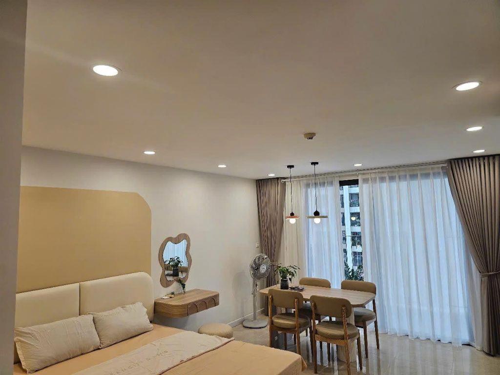 STUDIO tòa C2 39m2 giá tốt nhất Vinhomes D'Capitale - chỉ 2.9 tỷ