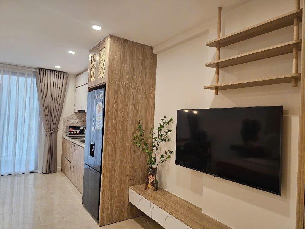 STUDIO tòa C2 39m2 giá tốt nhất Vinhomes D'Capitale - chỉ 2.9 tỷ
