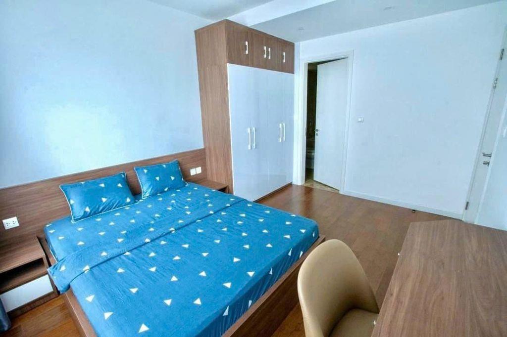 VUÝP bán căn góc 3PN Vinhomes D'capitale (90m2 tầng trung view thoáng giá 11.x tỷ