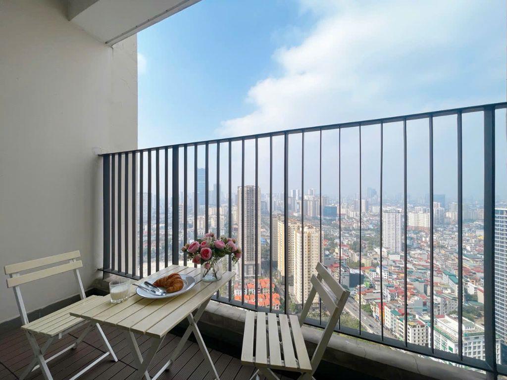 Bán gấp CH 2PN 72m2 Vinhomes D'Capitale tầng trung tòa C6, full đồ Giá 8 Tỷ TL