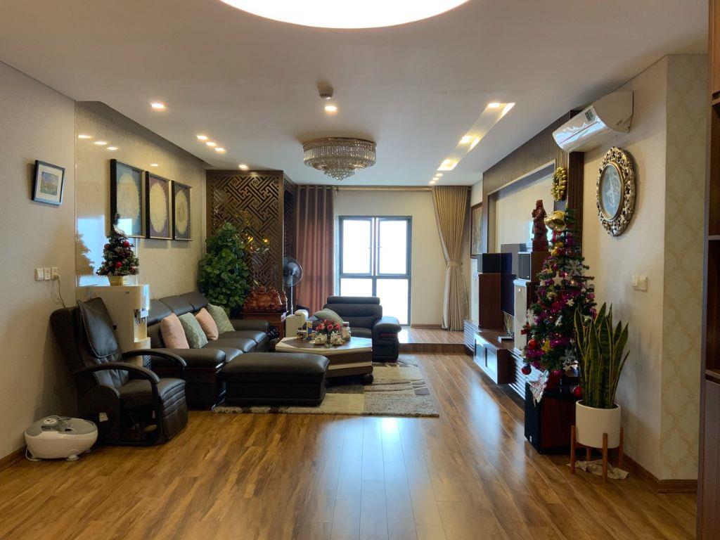 [GỬI BÁN]👉gấp căn Mulberry Lane 154m2 tòa B tầng trung, 3 ngủ NHÀ ĐẸP ZÁ TỐT 9.x tỷ 