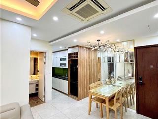 NHƯỢNG căn hộ 2 ngủ rộng 74m2 có VIEW HỒ siêu xịn tại Vinhomes D'capitale [8.x tỷ]
