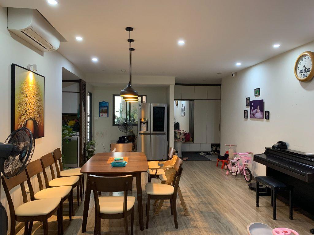 CĂN 3 ngủ - 137m2 tòa đẹp tầng trung tại Mulberry Lane giá bán 9.x tỷ [x cực min]