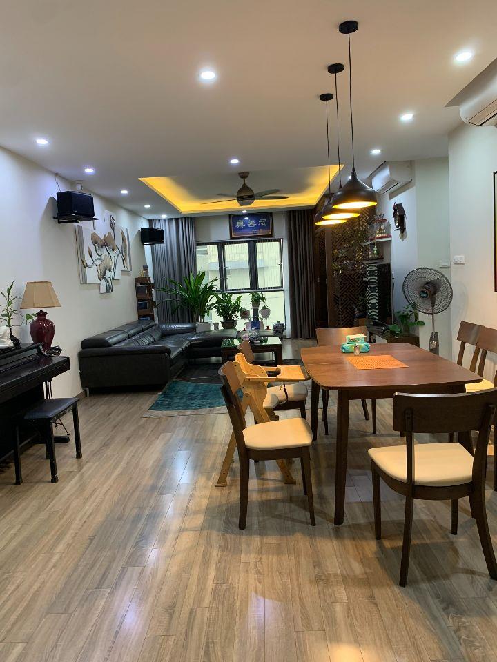 CĂN 3 ngủ - 137m2 tòa đẹp tầng trung tại Mulberry Lane giá bán 9.x tỷ [x cực min]