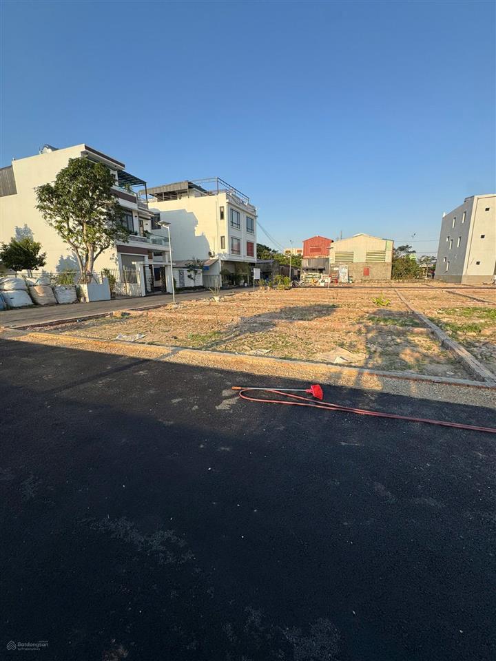 F0 trung nghĩa mặt đường nhựa 10m ngay kcn đồ sơn giá hơn 1 tỷ