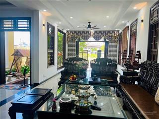 Bán biệt thự 3 tầng góc 2mt đường 7m5 sát trần quốc hoàn, khu biển sơn thuỷ, ngũ hành sơn gía tốt