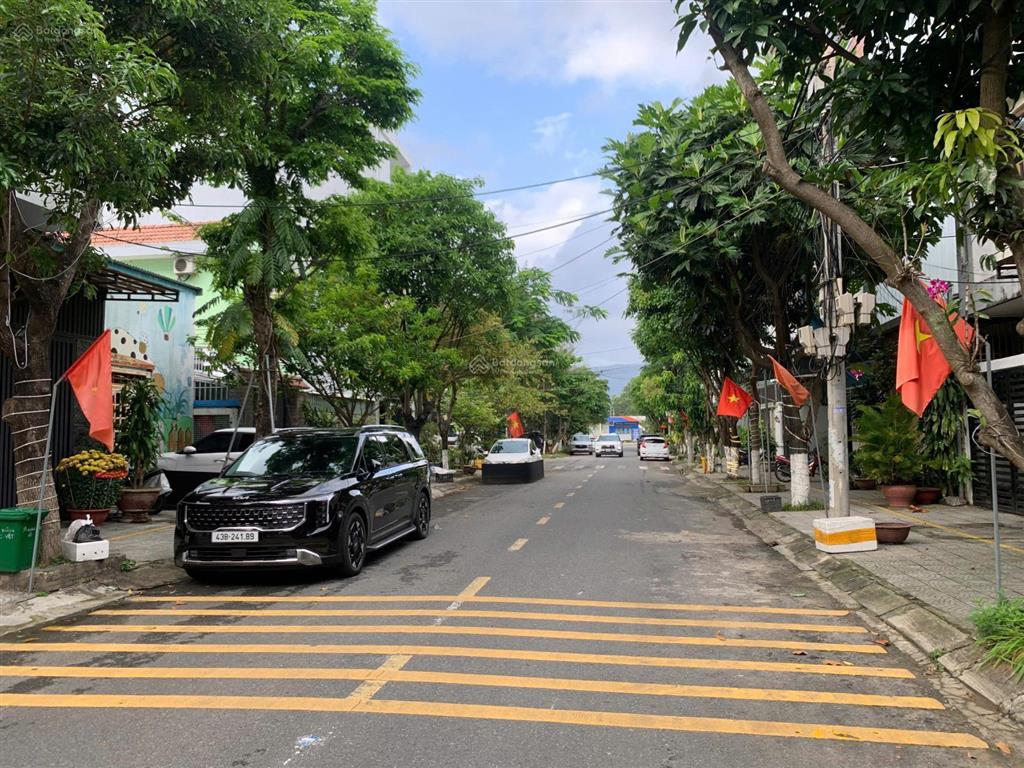 Bán lô đất mt đường 7m5 hoàng quốc việt đối diện công viên, gần sông hàn, sơn trà  giá rẻ 8,7 tỷ