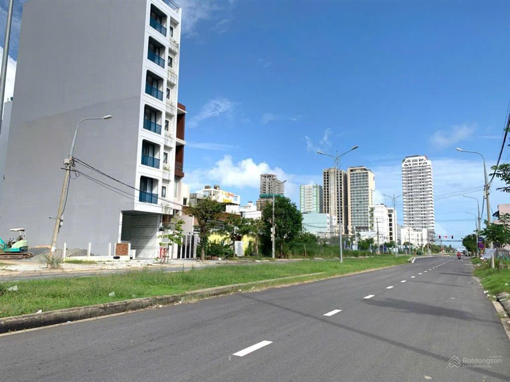 Bán đất biển giá đầu tư đường 7m5 phó đức chính ngay vương thừa vũ, sơn trà, đn. giá tốt 9,8 tỷ