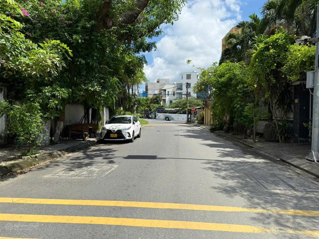 Bán đất biển giá đầu tư đường 7m5 phó đức chính ngay vương thừa vũ, sơn trà, đn. giá tốt 9,8 tỷ