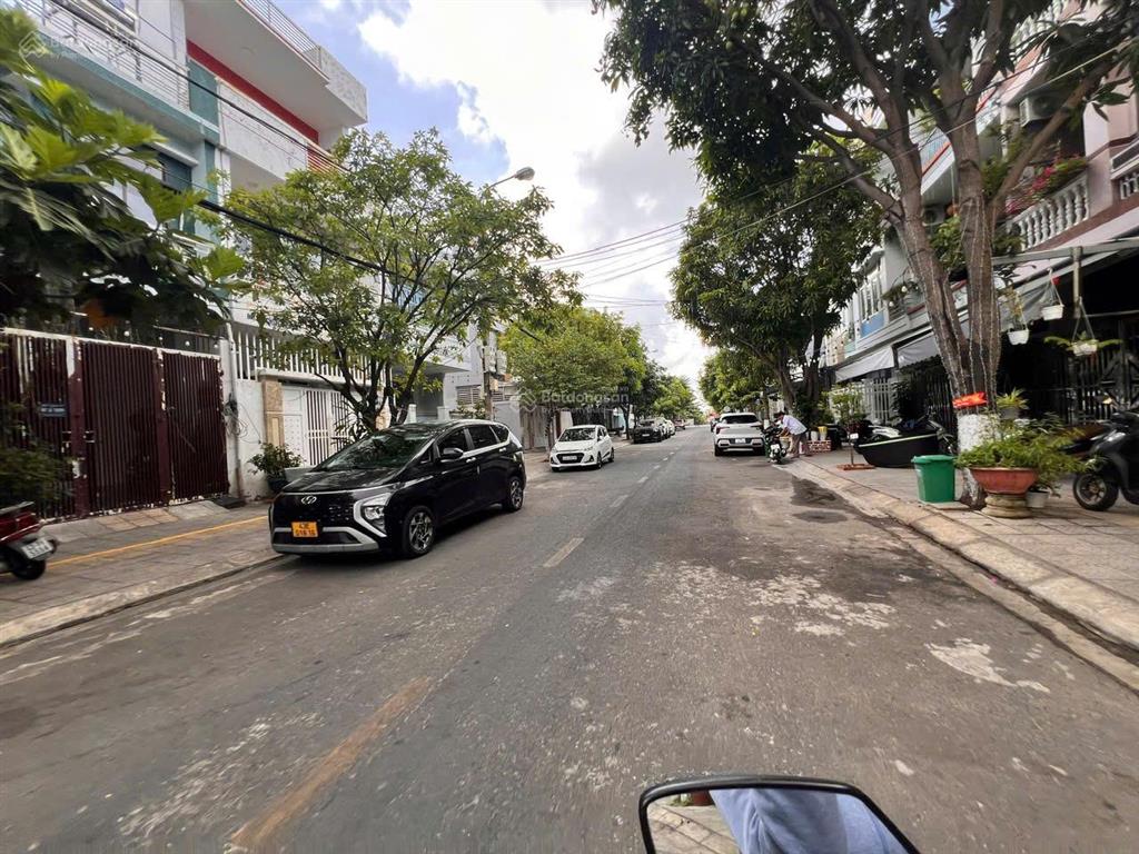 Bán lô góc 2mt đường 7m5 lê chân  hương hải thiền sư, góc ngã 4 gần sông hàn, kd tốt, sơn trà