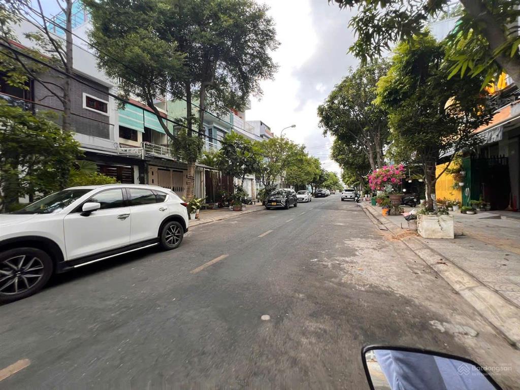 Bán lô góc 2mt đường 7m5 lê chân  hương hải thiền sư, góc ngã 4 gần sông hàn, kd tốt, sơn trà