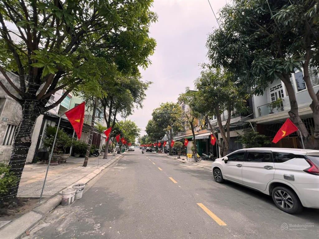 Bán lô góc 2mt đường 7m5 lê chân  hương hải thiền sư, góc ngã 4 gần sông hàn, kd tốt, sơn trà