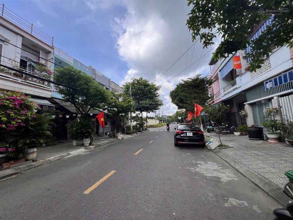 Bán nhà 2,5 tầng mt đường 7,5m lê chân, gần trần thánh tông, p an hải, đà nẵng  giá rẻ 7,9 tỷ tl