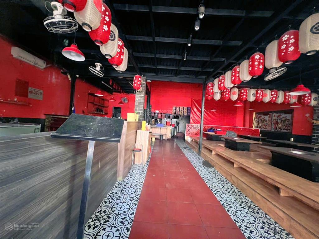 Cho thuê mbkd sẵn nhà tiền chế 2 tầng 170m ngang 10m đường 7m5 ngay phố tây an thượng  giá 50tr/th