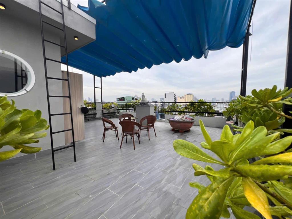Cho thuê vila sân vườn có hồ bơi 5 tầng 6pn có thang máy 200m gần biển mỹ khê, sơn trà  giá 110tr