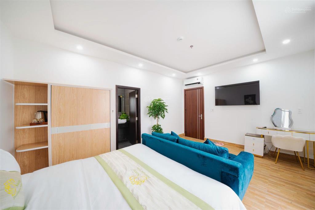 Bán toà villa 5 tầng 4 mặt tiền 12 pn đường lê lâm, gần biển mỹ khê, giá 20,6 tỷ ,dòng tiền 89tr/t