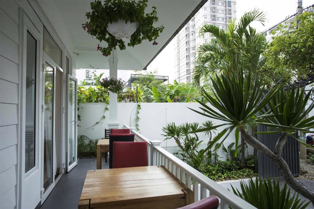 Bán villa hồ bơi 4 tầng 12p đường nguyễn hữu thông, ngay sát biển mỹ khê, gần cv biển đông, đà nẵng