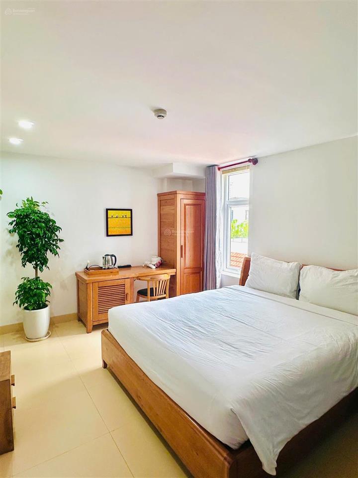 Bán villa hồ bơi 4 tầng 12p đường nguyễn hữu thông, ngay sát biển mỹ khê, gần cv biển đông, đà nẵng