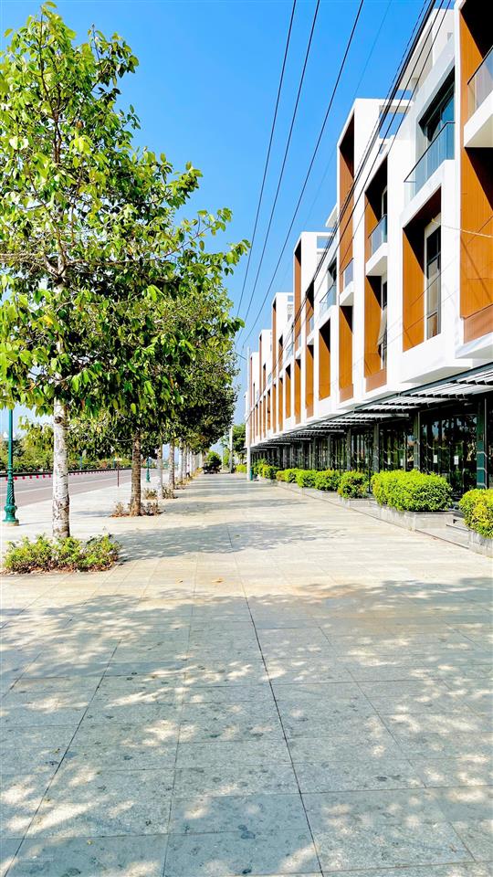 Căn shophouse mặt tiền võ nguyên giáp  dự án mũi né summerland liền kề dự án sungroup