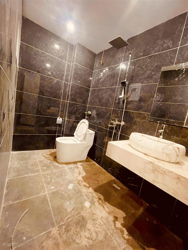 Nhà mới phố bùi xương trạch 40m2 6 tầng 7.9 tỷ khương đình, lộc xuân hạnh phúc
