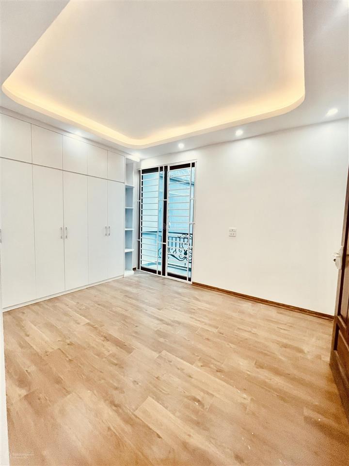 Nhà mới phố bùi xương trạch 40m2 6 tầng 7.9 tỷ khương đình, lộc xuân hạnh phúc