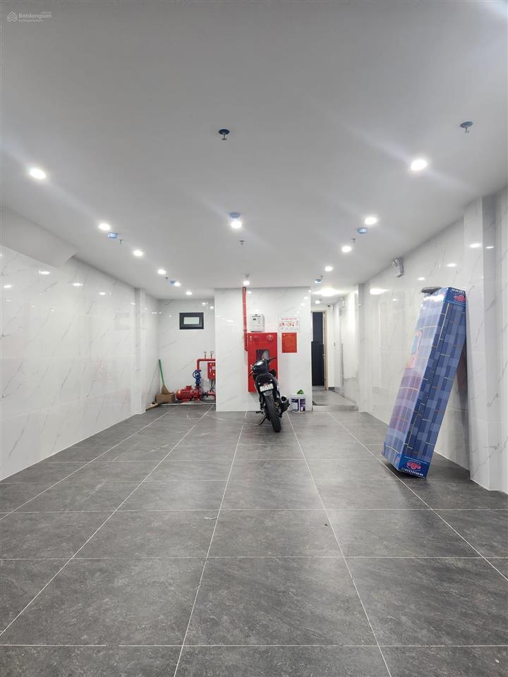 Tòa chdv 67m2 8 tầng thang máy 20 tỷ ngõ 165, lương thế vinh hà nội, dòng tiền cao, vị trí đẹp