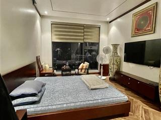 Bán nhà 5 tầng 50m2 phân lô phố duy tân 25,5 tỷ, ô tô kinh doanh văn phòng.