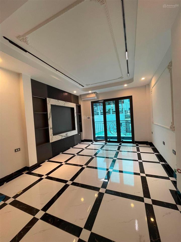 Nhà mới phố láng hạ 6 tầng thang máy 30m² giá 10,5 tỷ đống đa, an cư tận hưởng trong tầm giá