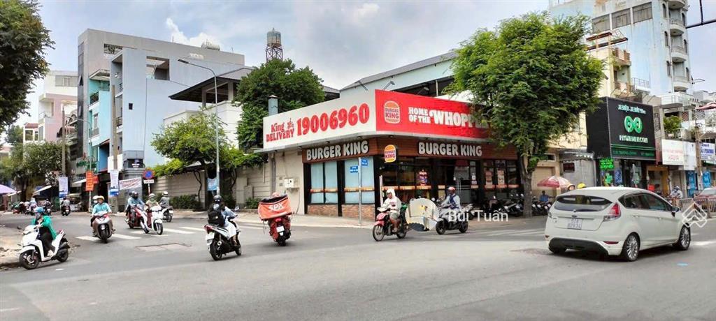 1 căn duy nhất. mt trường chinh q.tân bình dt 10x22m cn 220m2 kc nhà 3 tầng giá chỉ 168tr/1m2