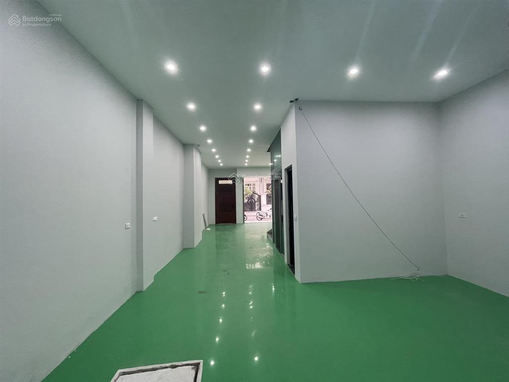 Cho thuê liền kề louis city đại mỗ 5 tầng có thang máy,90m2,kinh doanh  làm vp cực đỉnh giá 38tr