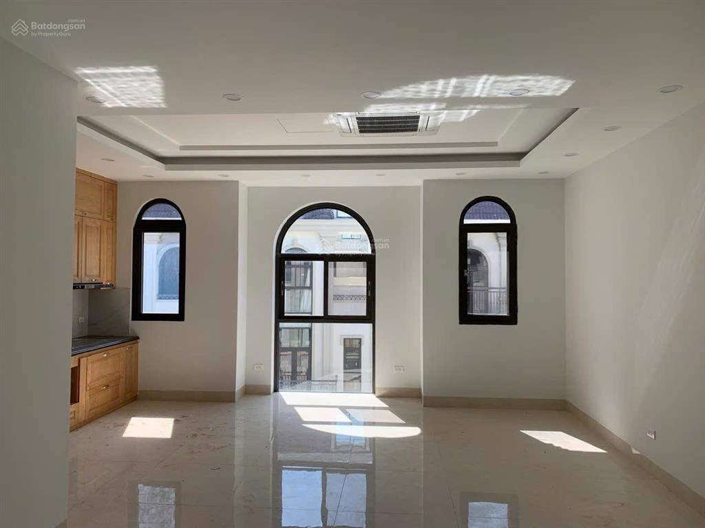 Cho thuê liền kề louis city đại mỗ 5 tầng có thang máy,90m2,kinh doanh  làm vp cực đỉnh giá 38tr