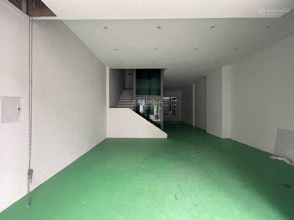 Cho thuê liền kề louis city đại mỗ 5 tầng có thang máy,90m2,kinh doanh  làm vp cực đỉnh giá 38tr