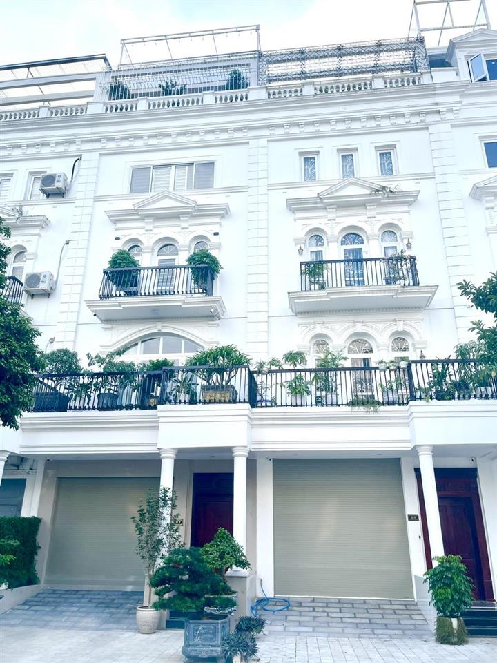 Cho thuê liền kề louis city đại mỗ 5 tầng có thang máy,90m2,kinh doanh  làm vp cực đỉnh giá 38tr
