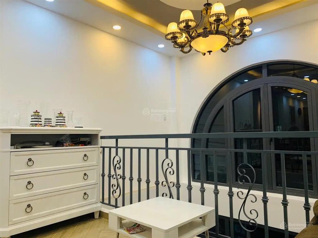 5 tầng siêu đẹp  xe hơi vào nhà trần quang khải, q1  4,1x11m (ko lộ giới) chỉ 11,8 tỷ 0925 049 ***