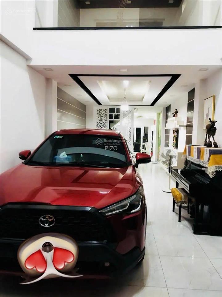 Nhà đẹp vào ở ngay  xe hơi vào nhà nguyễn trọng tuyển, pn  3,9x20m, 5 tầng. chỉ 17 tỷ 0925 049 ***