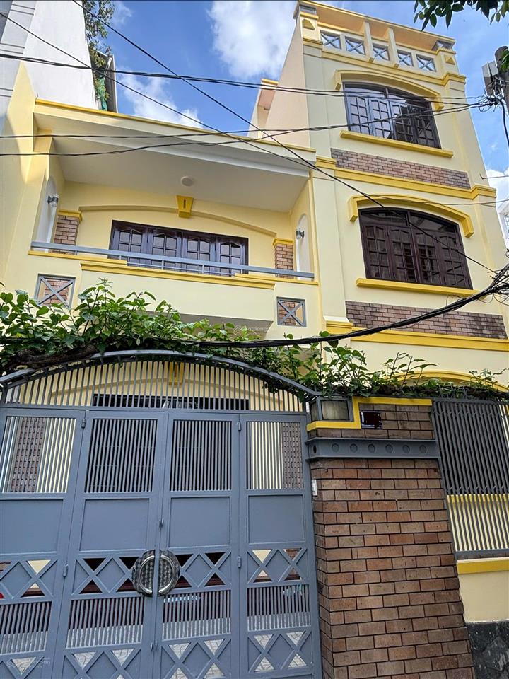 Nhanh thôi không kịp! ngang 10m hxh khu lê văn sỹ, quận 3  10x10,8m, 4 tầng. chỉ 19 tỷ 0925 049 ***