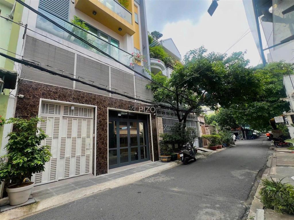 Ngang to gần 7m  hxh tránh nhau thích quảng đức, pn  6,8x12m. 4 tầng lửng, chỉ 23,8 tỷ 0925 049 ***
