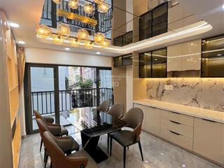 Siêu đẹp  nhà 5 tầng thang máy thích quảng đức, phú nhuận  4x13m, chỉ 10,8 tỷ 0925 049 ***